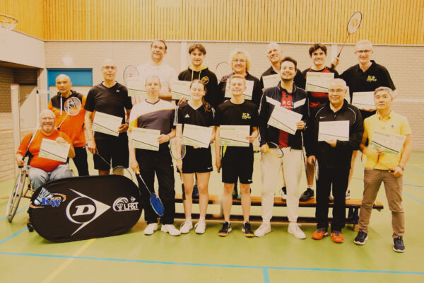 Succesvolle cursus badmintontrainer